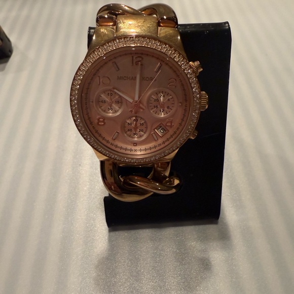 Michael Kors MK3247 Wrist Watch for Women in Rose Gold - Picture 5 of 5